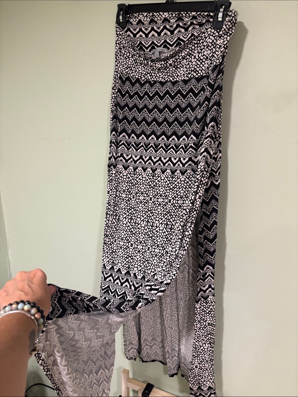 Charlotte Russe Black & White Patterned Maxi Skirt with side slits Y2K